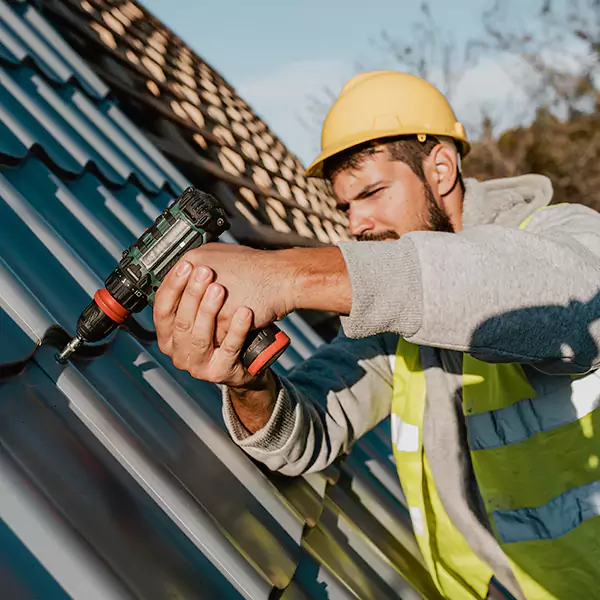 Why Mount Vernon Homeowners Choose Mount Vernon Roofing Pro for Steel Roof Repair Service?
